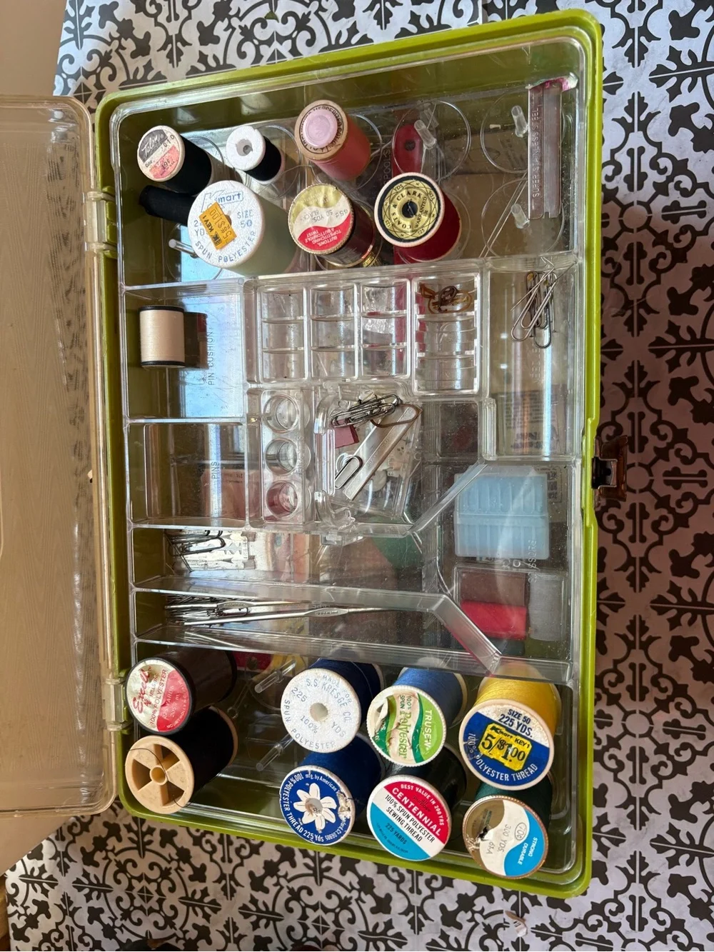 Green Vintage-Style Metal Storage Box with Clear Lid